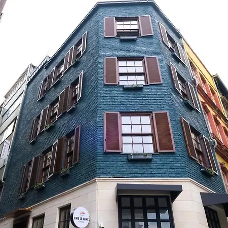 Le Banc Hostel Istanbul