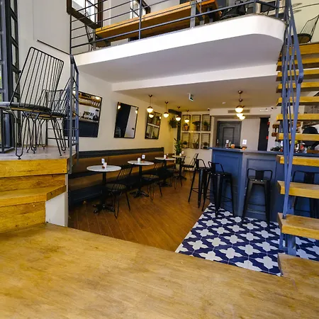 Hostel Le Banc *