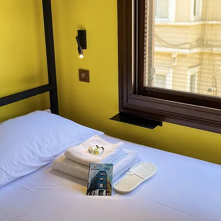 Le Banc Auberge de jeunesse Istambul
