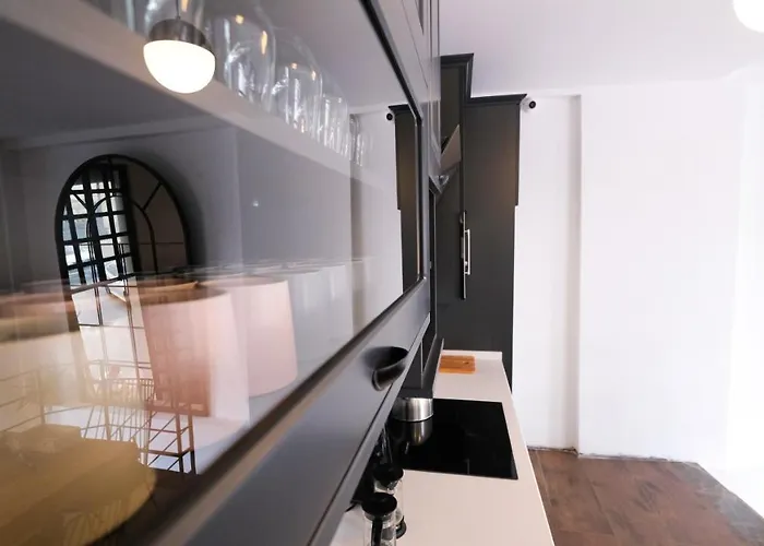 Le Banc * איסטמבול